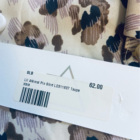 NWT SAGE Sz XS Taupe, Brown,& Black Leopard Print Women’s cropped Blouse - Picture 8 of 11